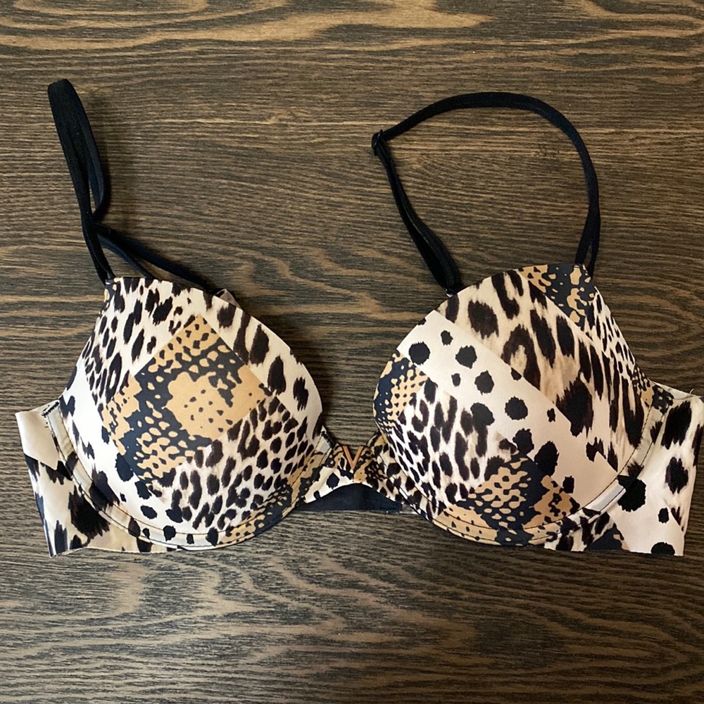 VS 34 B leopard bra